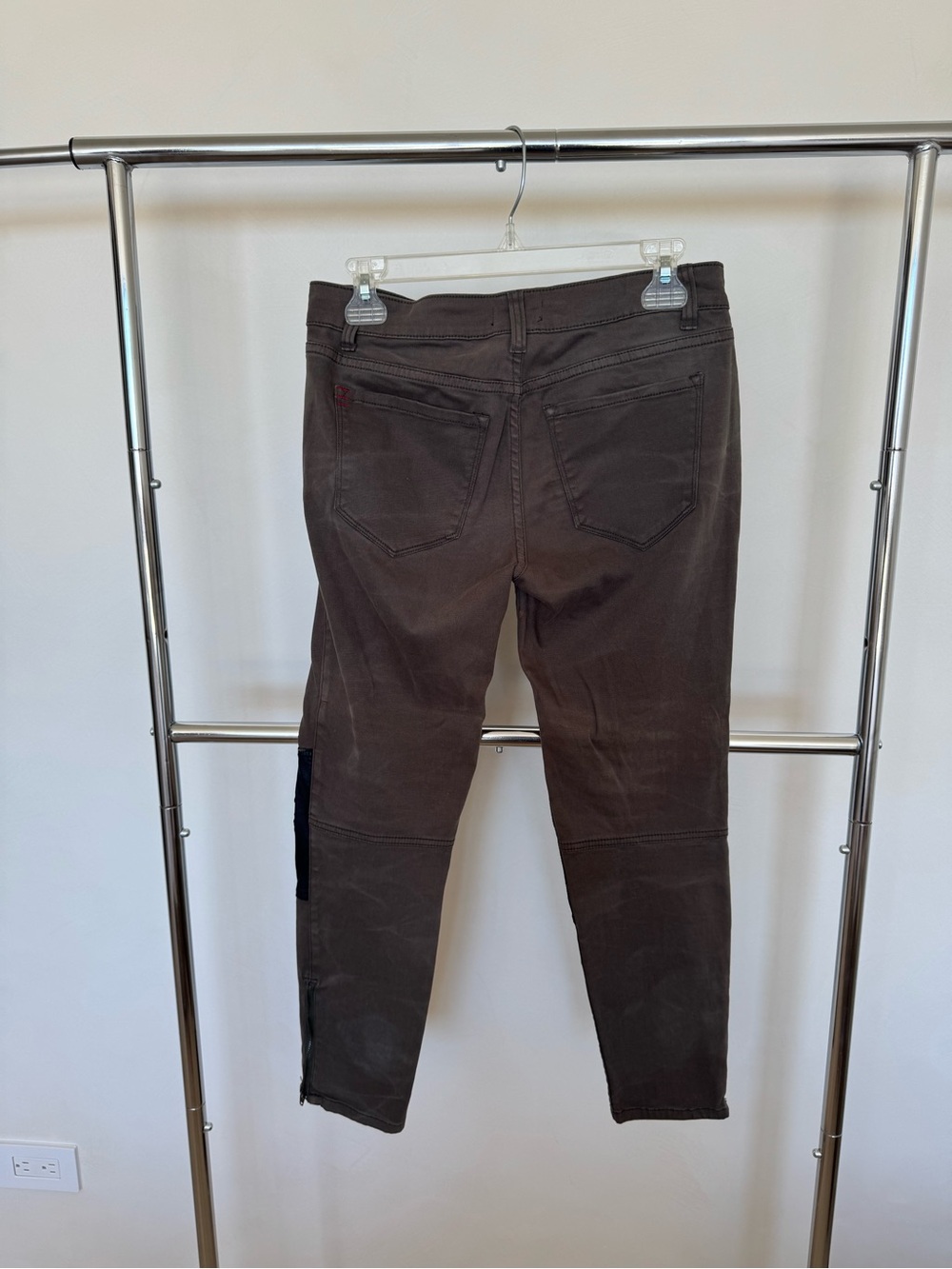 BDG Army Green Ankle Pants with Black Knee Panels - Picture 3 of 4